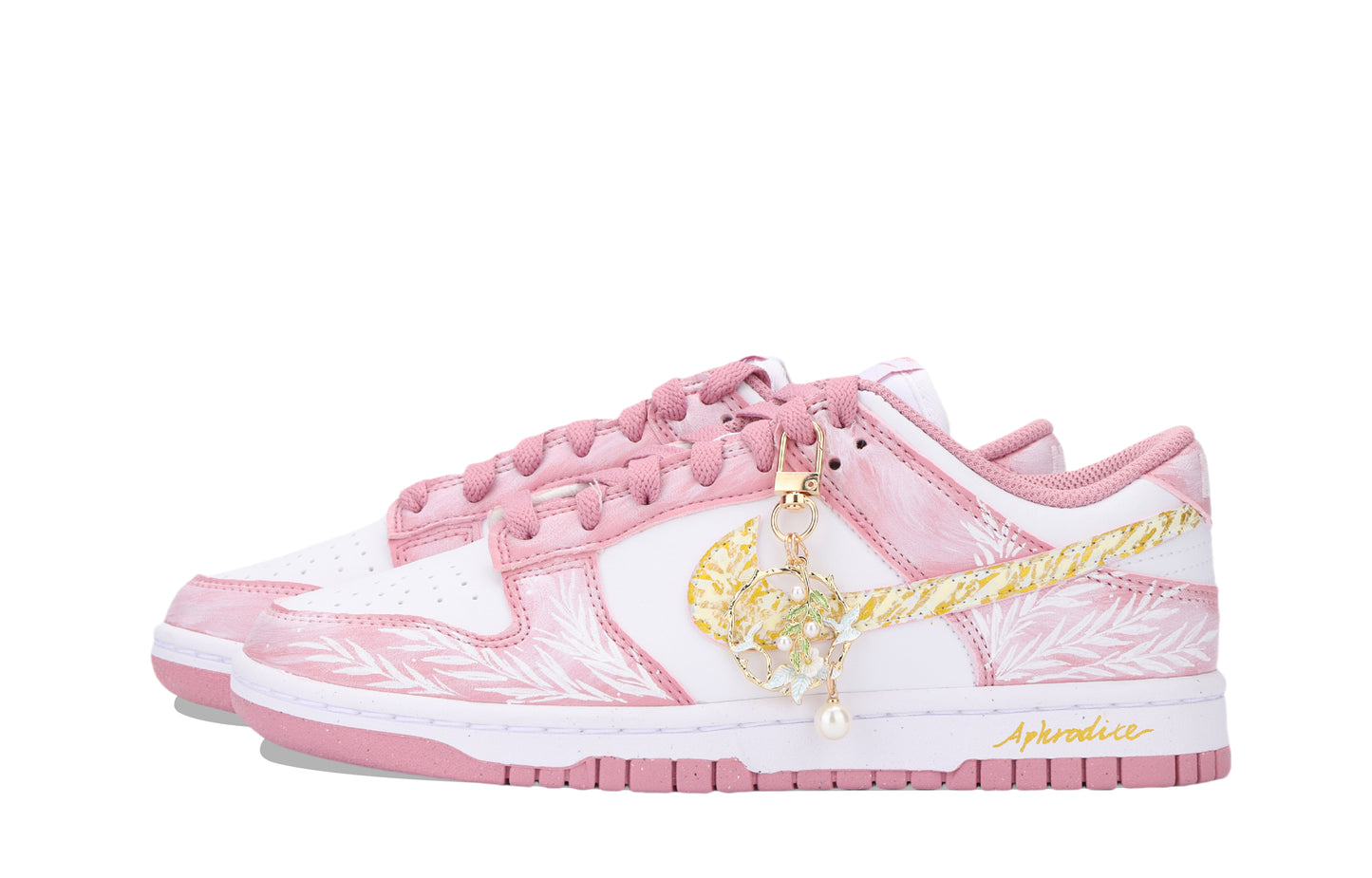 Nike Dunk "Aphrodite's Kiss" ayollar krossovkalari