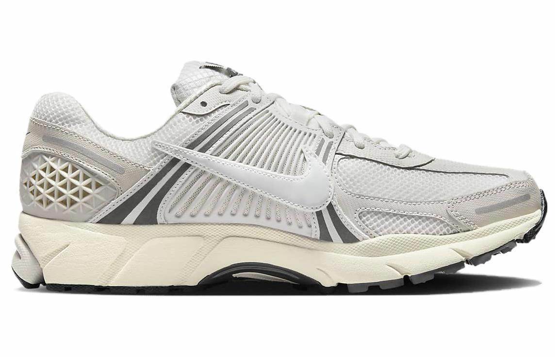 Кроссовки Nike Air Zoom Vomero 5 - Boxette Shop