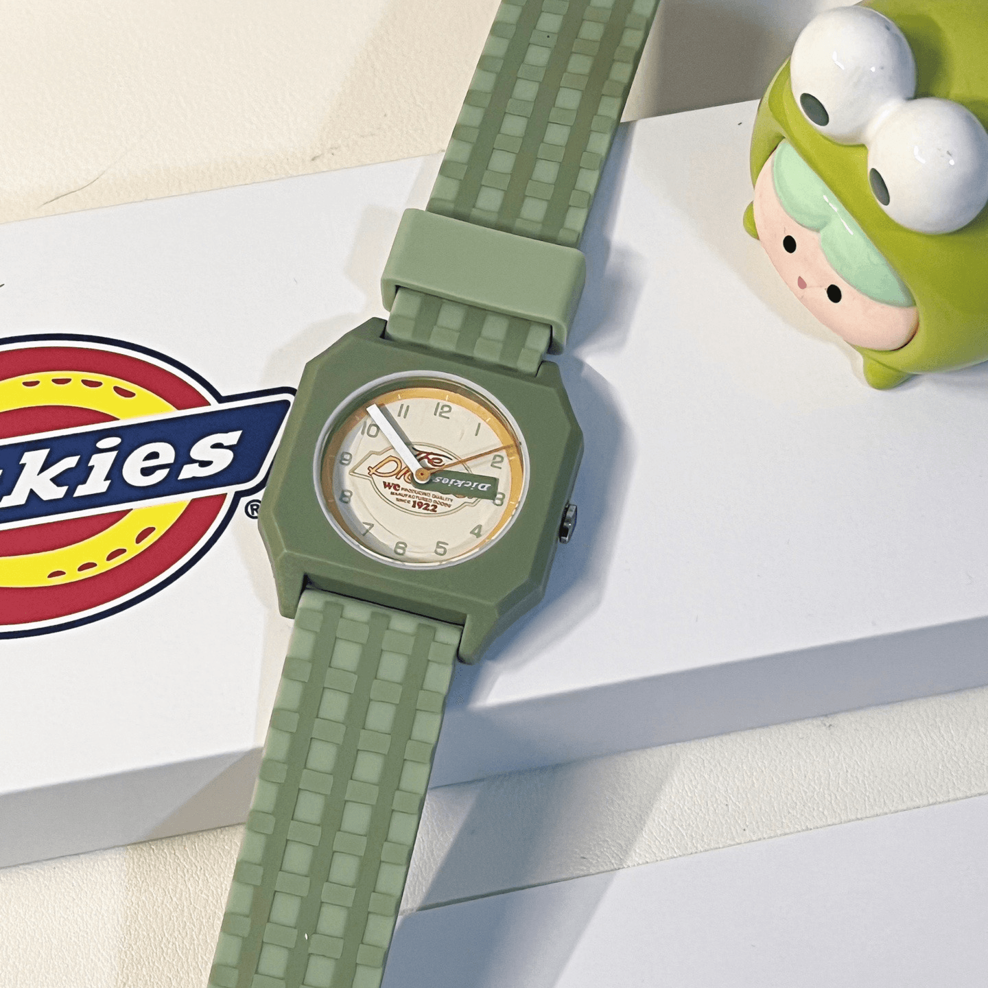 Часы женские Dickies Dopamine Collection - Boxette Shop