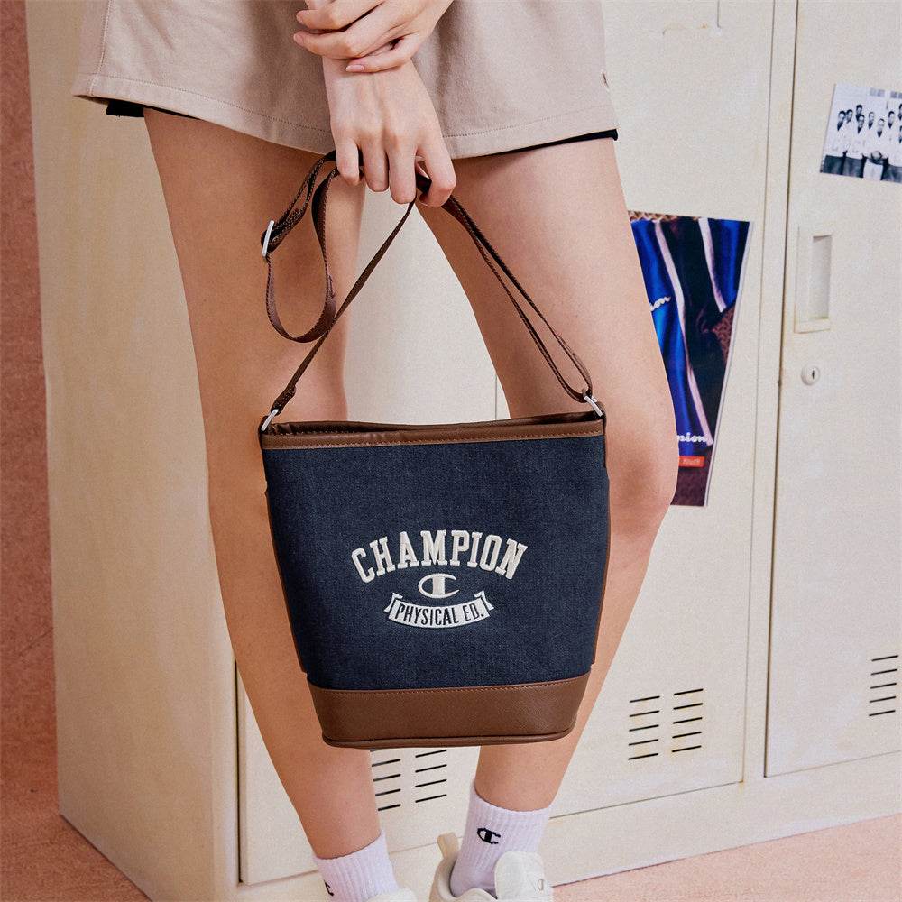 Сумка Champion SS24 Varsity Bucket - Boxette Shop