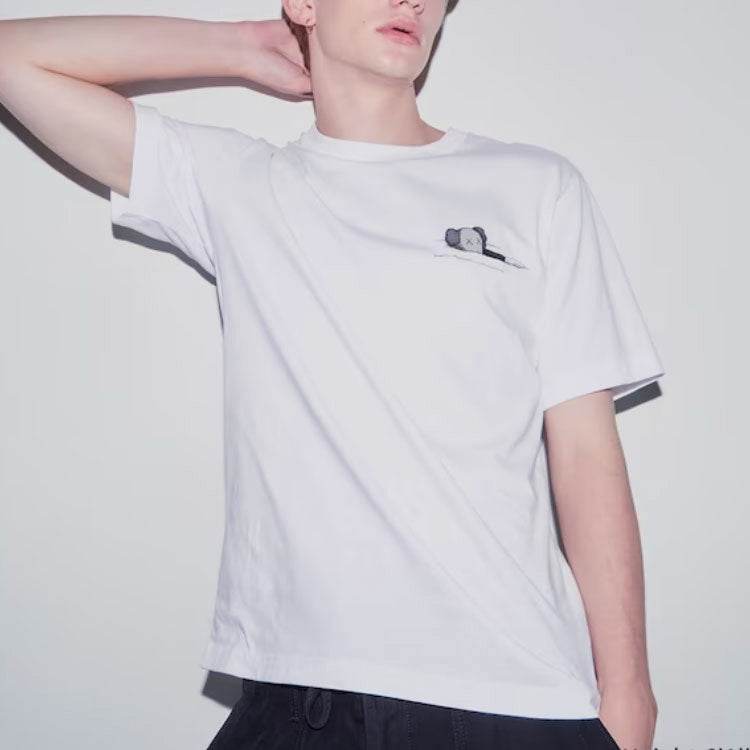Футболка Uniqlo x KAWS - Boxette Shop