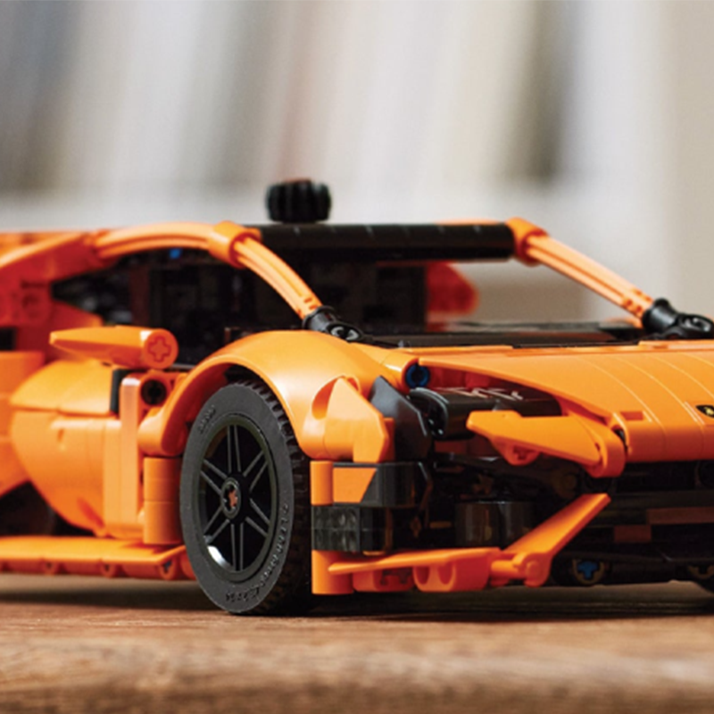 LEGO Orange Lamborghini (42196)