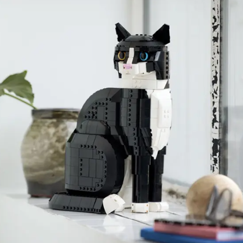 LEGO konstruktori "Smokindagi mushuk" (21349)