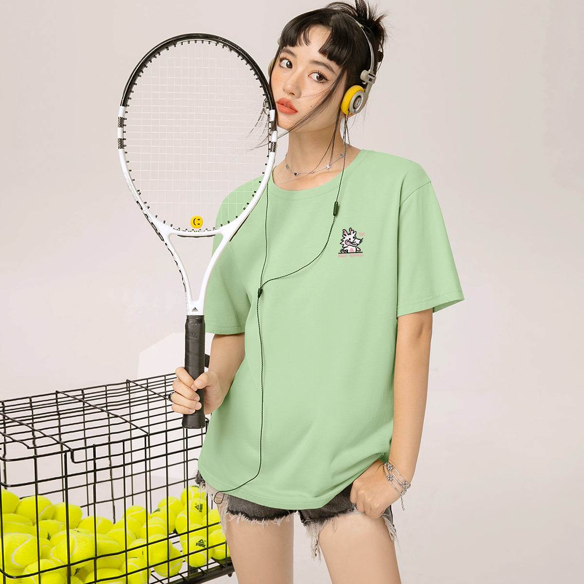 Футболка женская Miniso с принтом - Boxette Shop