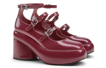 Charlz va Keyt ayollar poyabzali