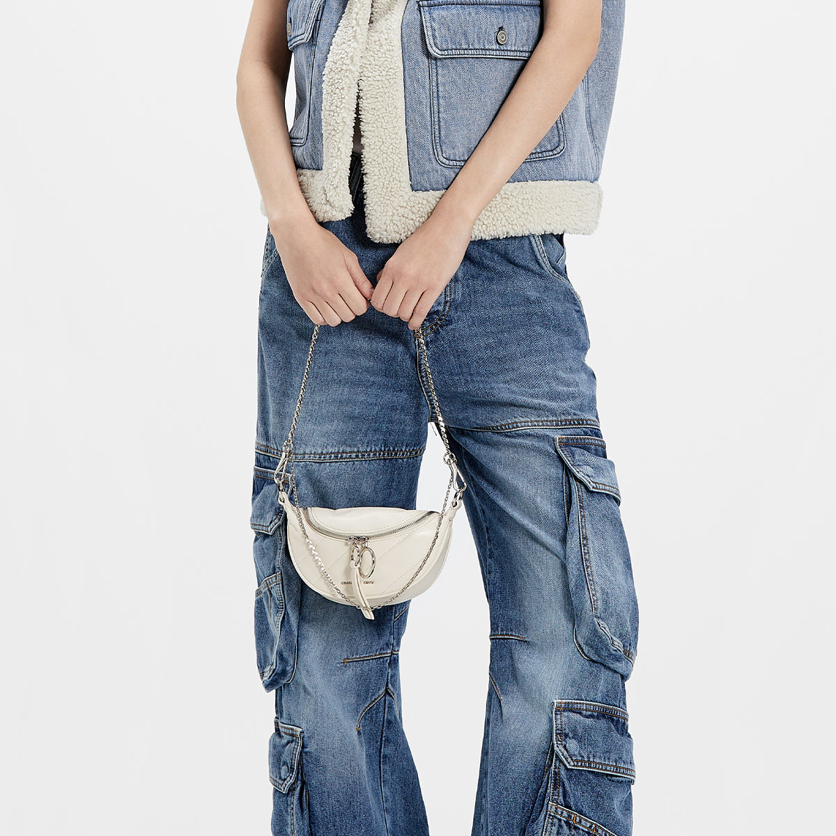 Сумка женская Charles & Keith Saddle