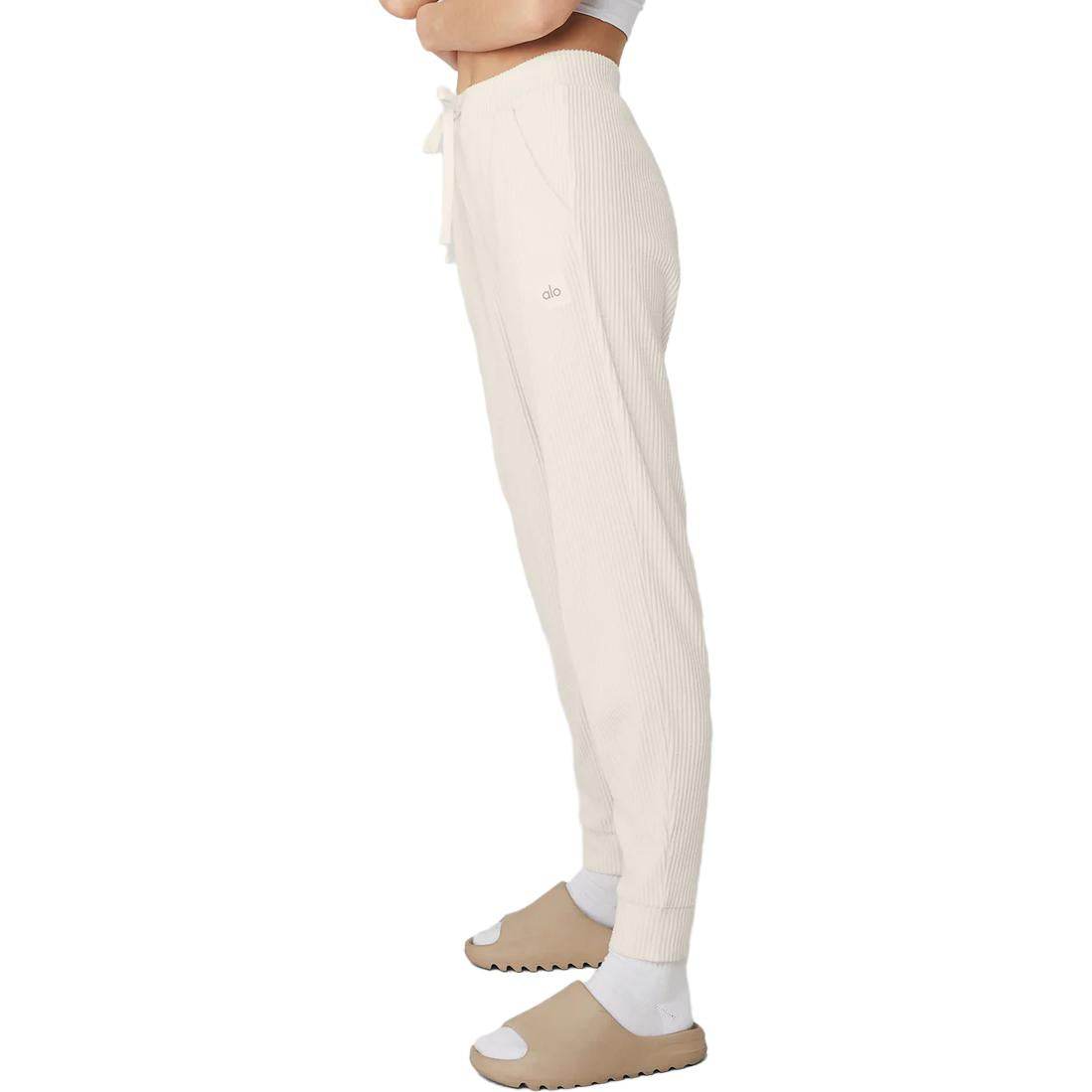 Спортивные брюки Alo Yoga Muse Sweatpant - Boxette Shop