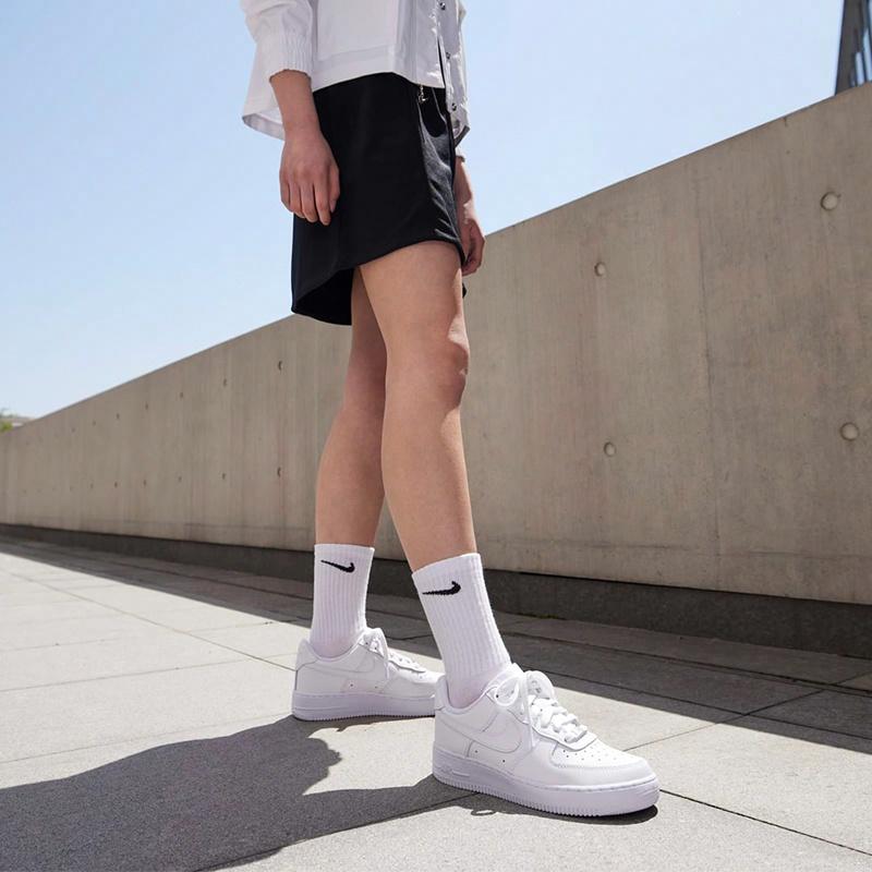 Nike Air Force 1 "Triple White" krossovkalari