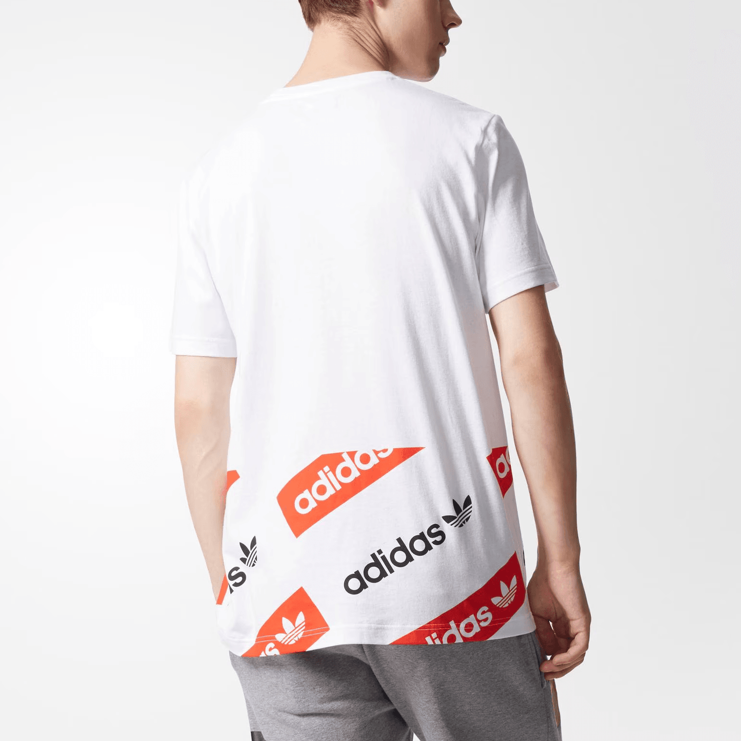 Adidas Originals Sports Life erkaklar futbolkasi