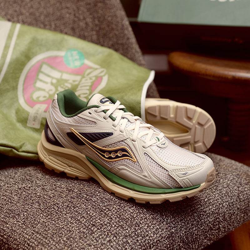 Кроссовки Saucony Kinvara 4 RE Retro - Boxette Shop