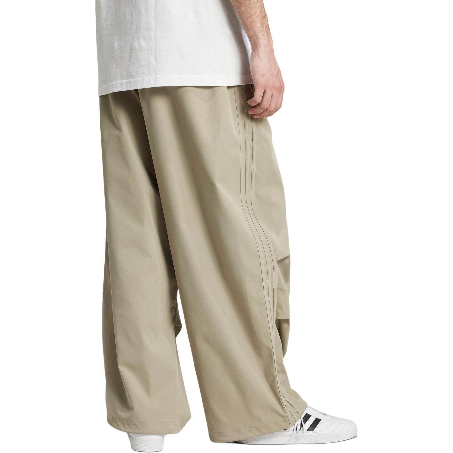 Спортивные брюки мужские Adidas Originals Parachute Fw24 Tracksuit Bottoms Pebble - Boxette Shop