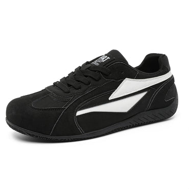 Erkaklar AAA 1955-yildan beri krossovkalar