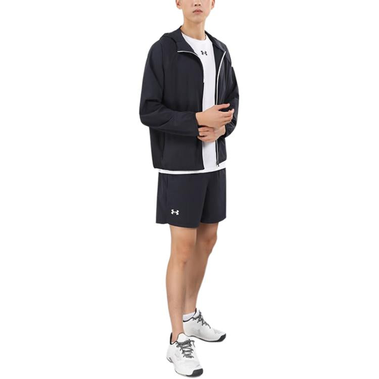 Under armour solid logo stretch sports woven jacket осенняя мужская куртка черного цвета