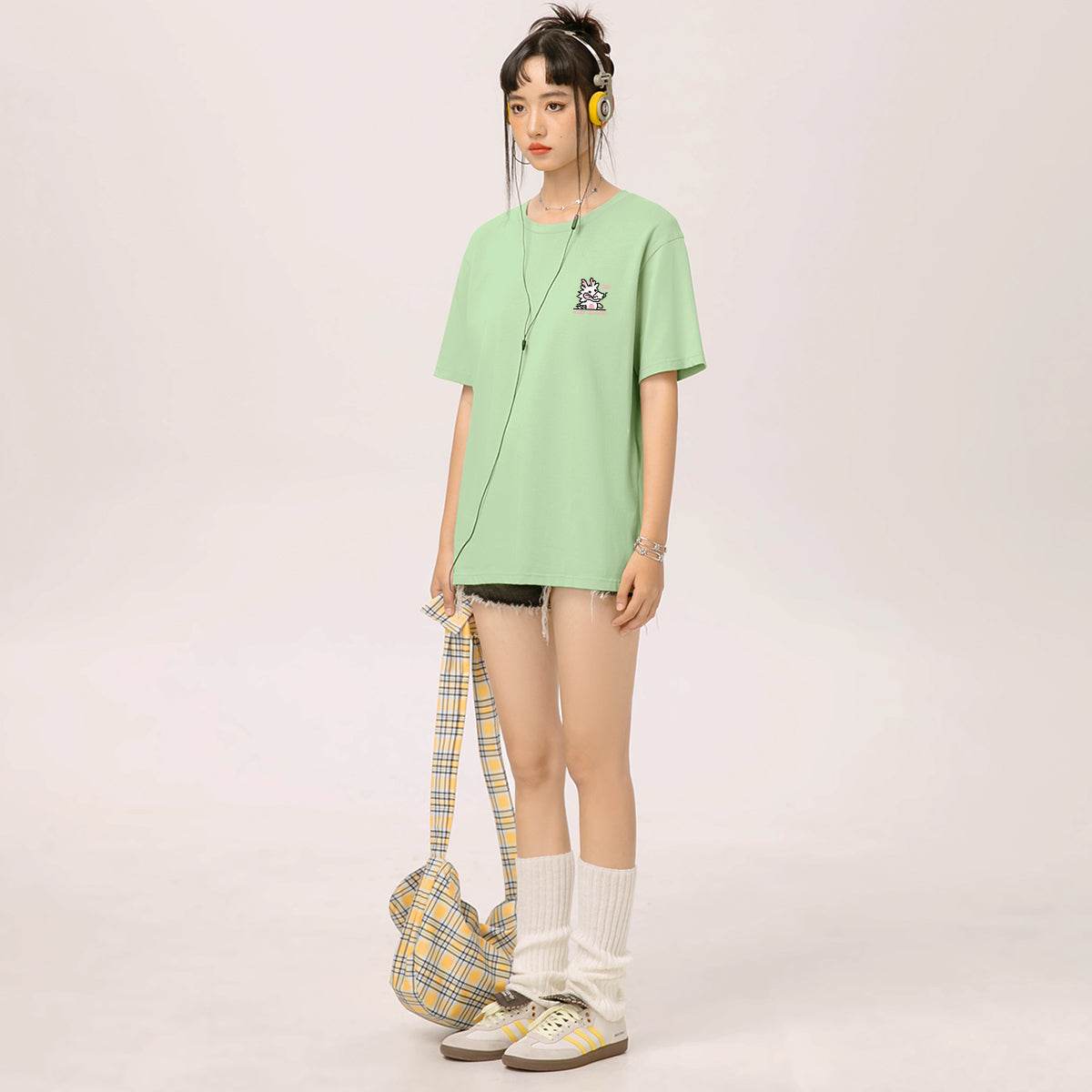 Футболка женская Miniso с принтом - Boxette Shop