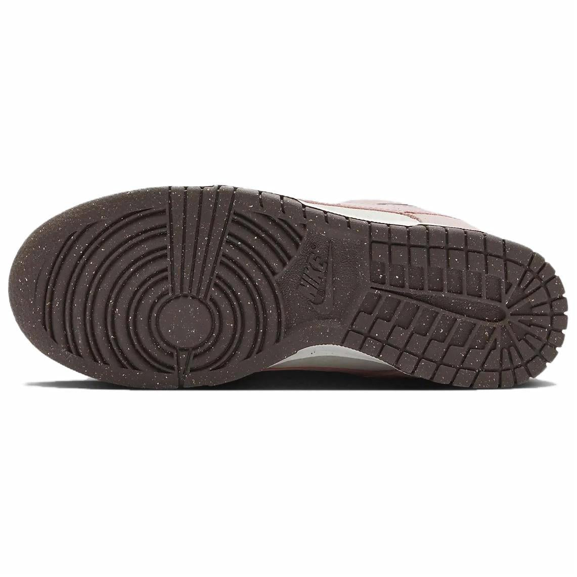 Nike Dunk Low "Double Swoosh" ayollar krossovkalari