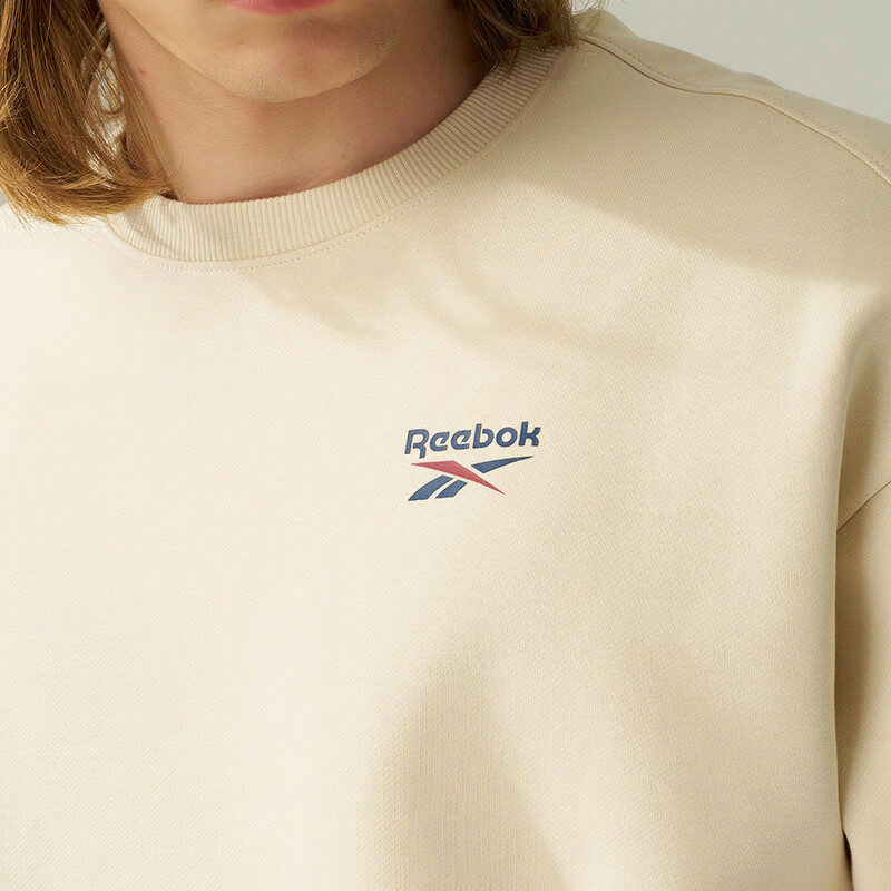 Reebok erkaklar sport futbolkasi