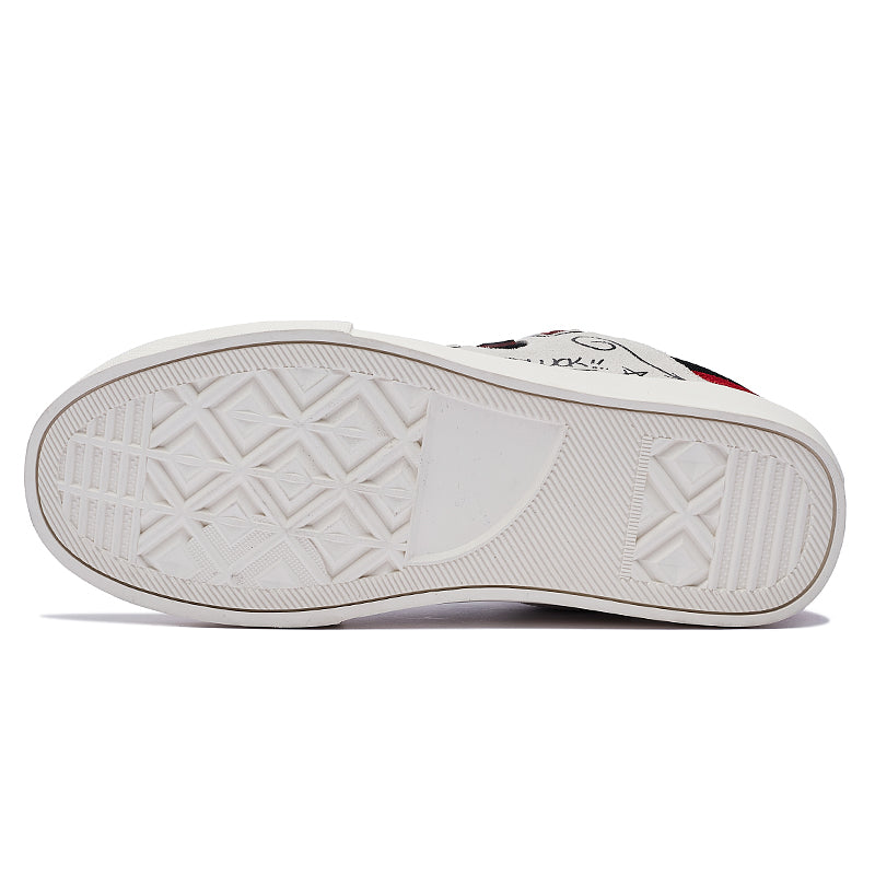 Vanssi krossovkalari