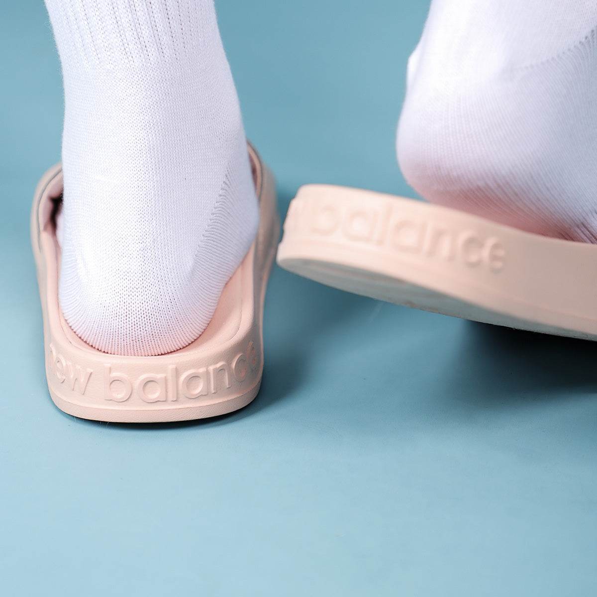 Шлепанцы женские Noritake x New Balance NB 200 - Boxette Shop