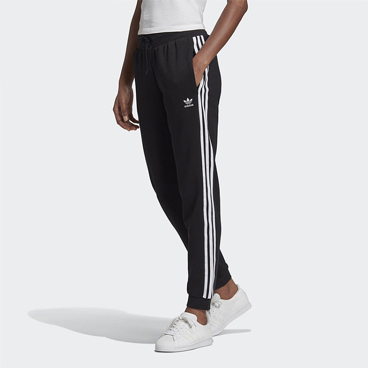 Adidas Originals Clover ayollar shimlari