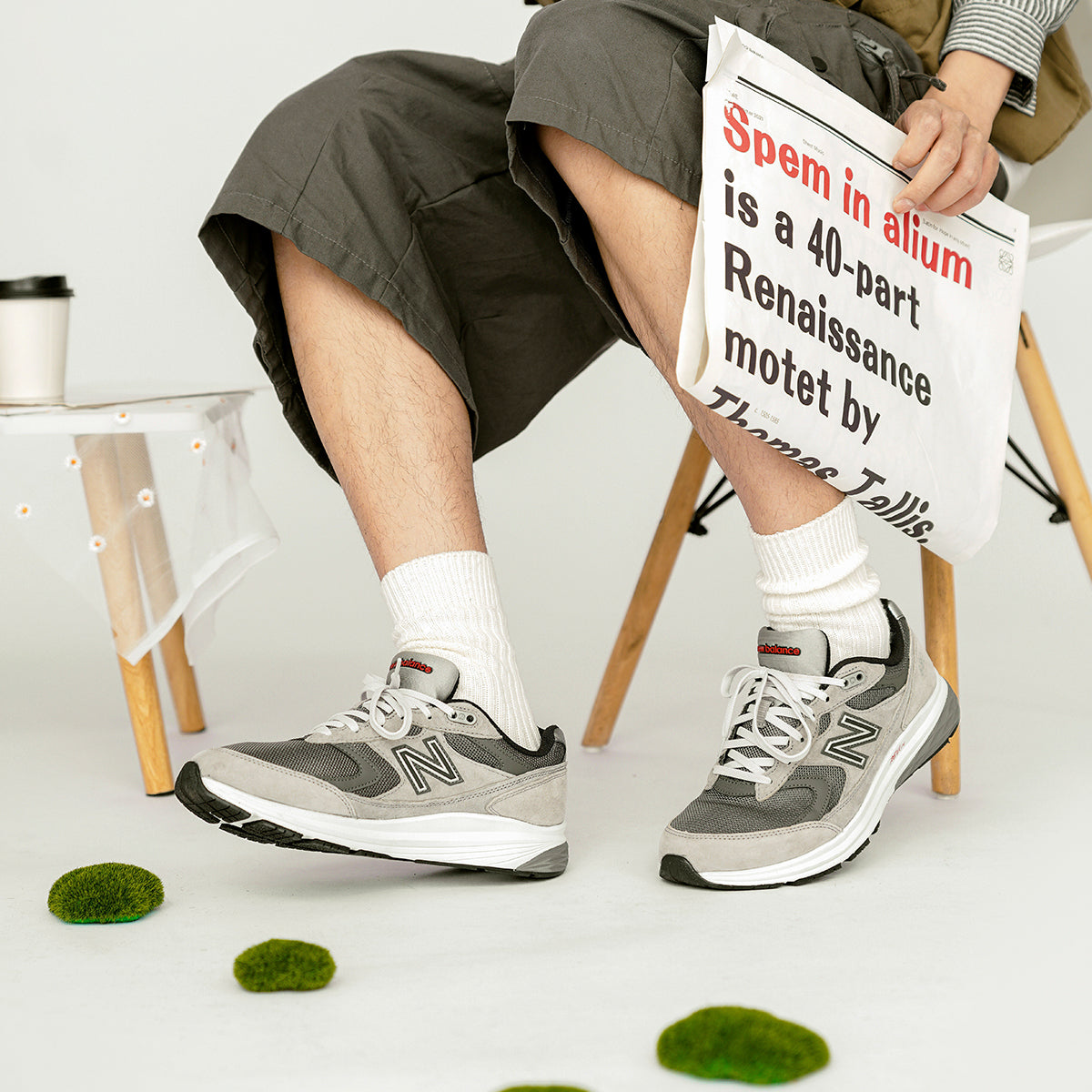 New Balance 880 seriyali "Gun Metal" krossovkalari