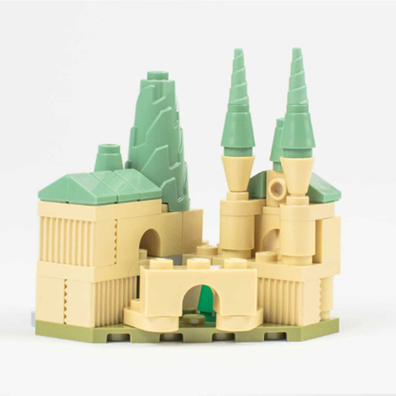 LEGO Garri Potter miniatyurasi Garri Potter va Xogvarts qal'asi (30435)