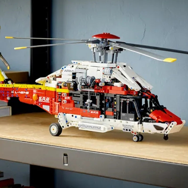LEGO "Qutqaruvchi vertolyot" (42145)