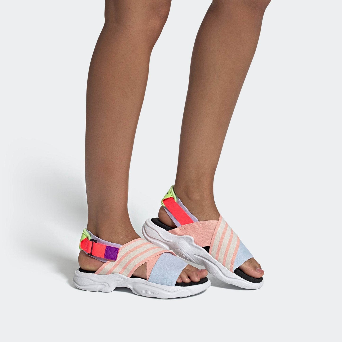 Сандалии женские Adidas Originals Magmur - Boxette Shop