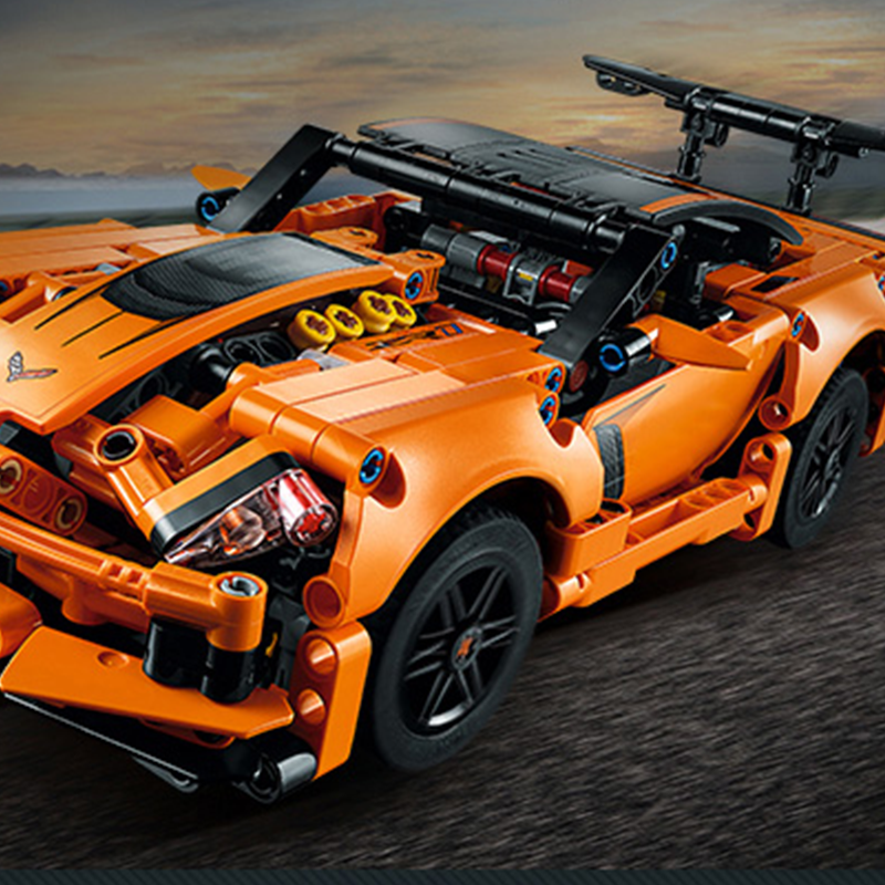 LEGO Technic "Chevrolet Corvette ZR1" qurilish to'plami