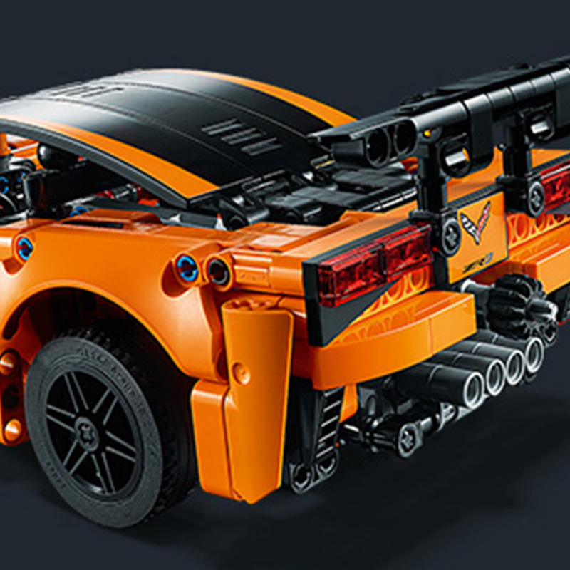 LEGO Technic "Chevrolet Corvette ZR1" qurilish to'plami