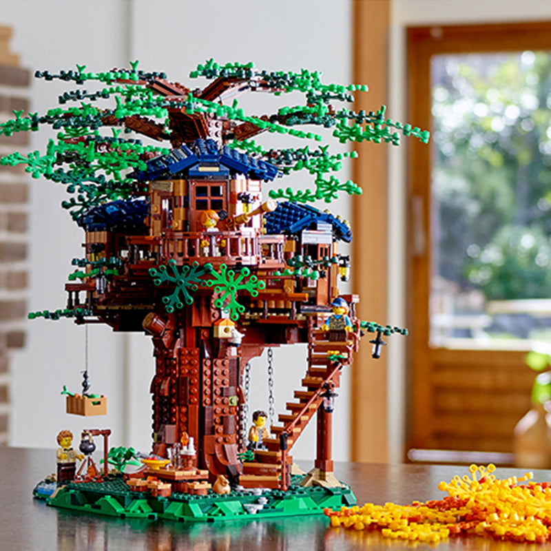 LEGO Ideas daraxt uyi