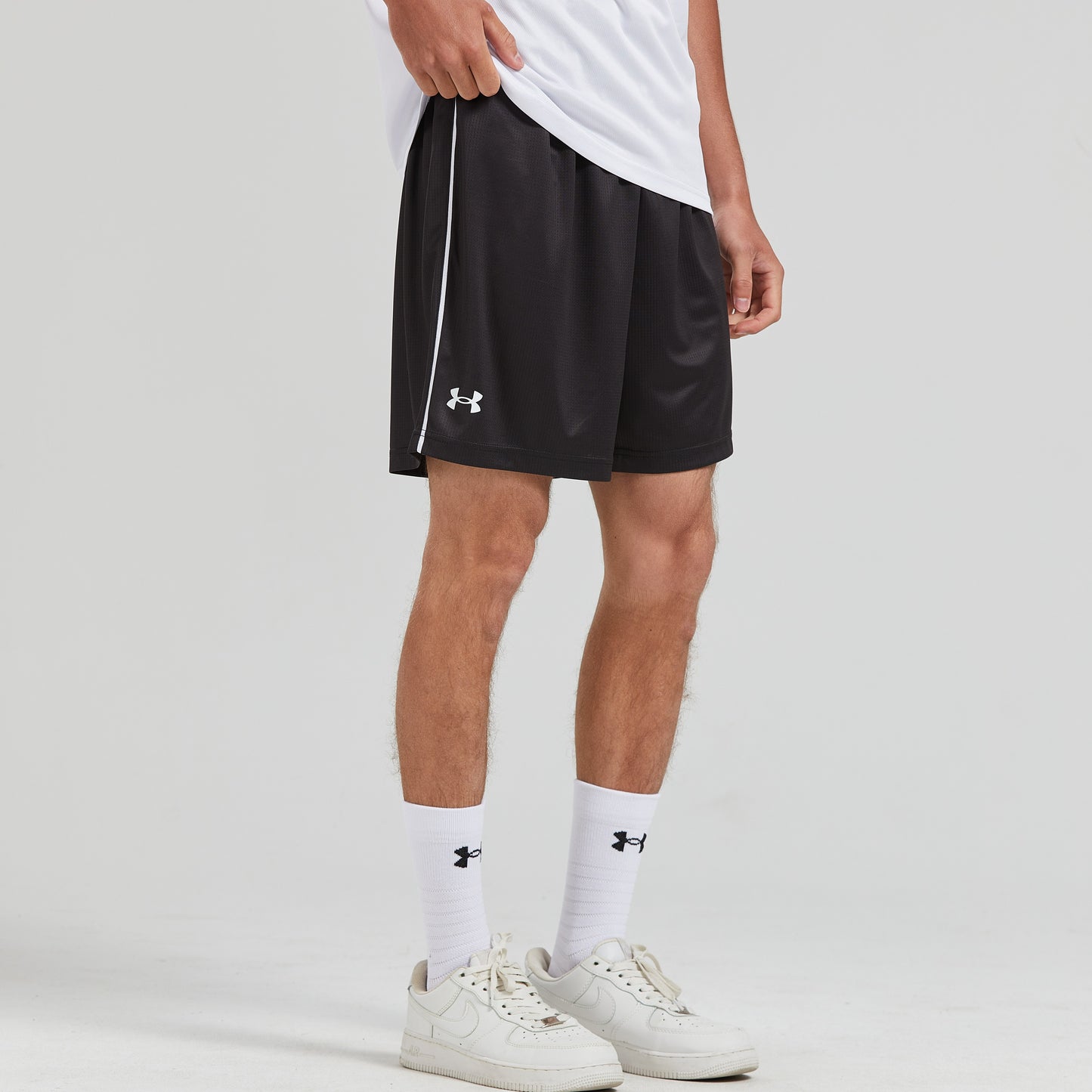 Under armour quick dry breathable knit athletic shorts unisex black