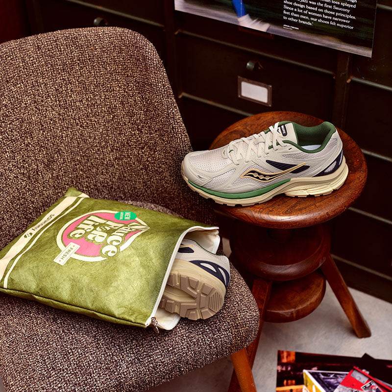 Кроссовки Saucony Kinvara 4 RE Retro - Boxette Shop