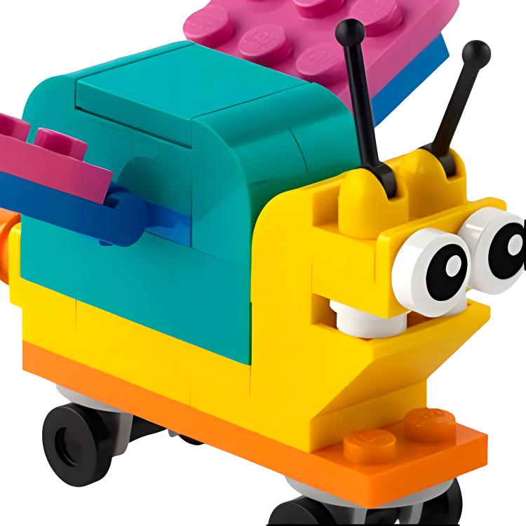 LEGO "Snail" (30563)