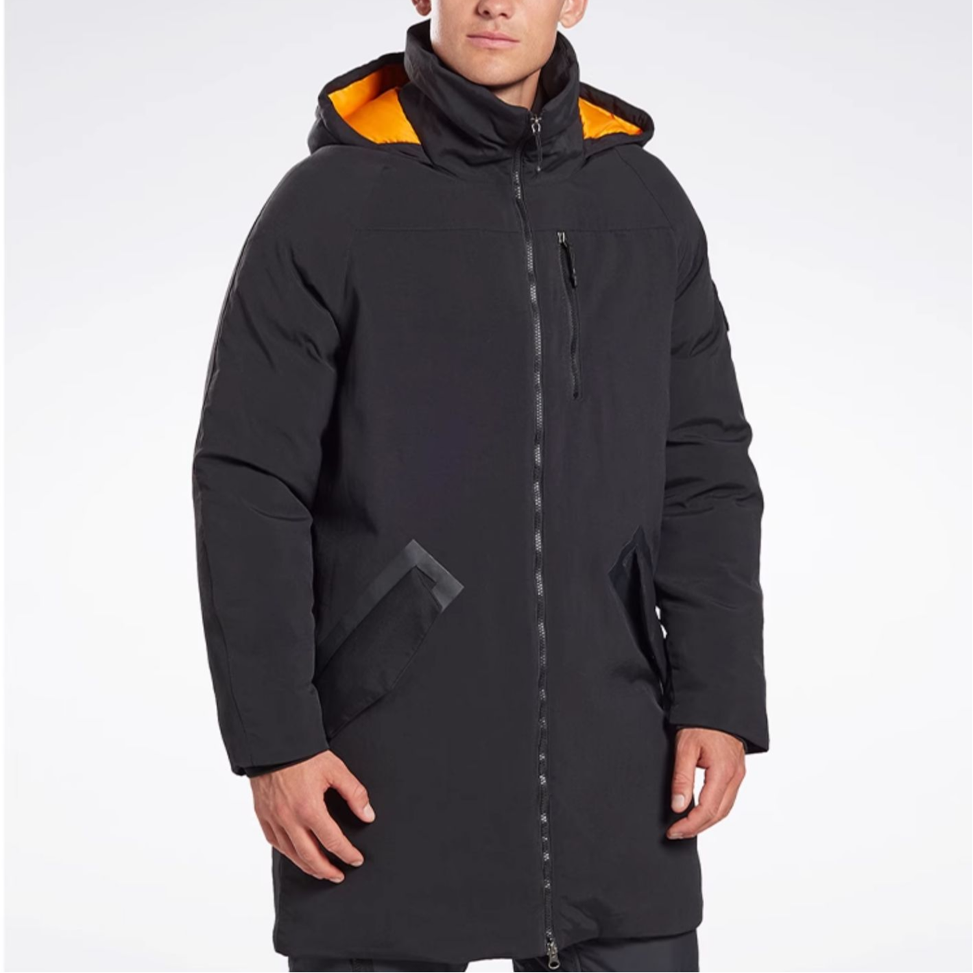 Erkaklar uchun Reebok pastki kurtkasi