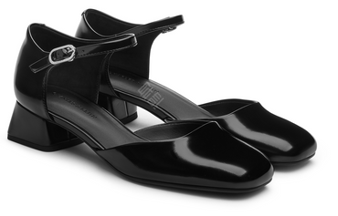 Charlz va Keyt ayollar poyabzali