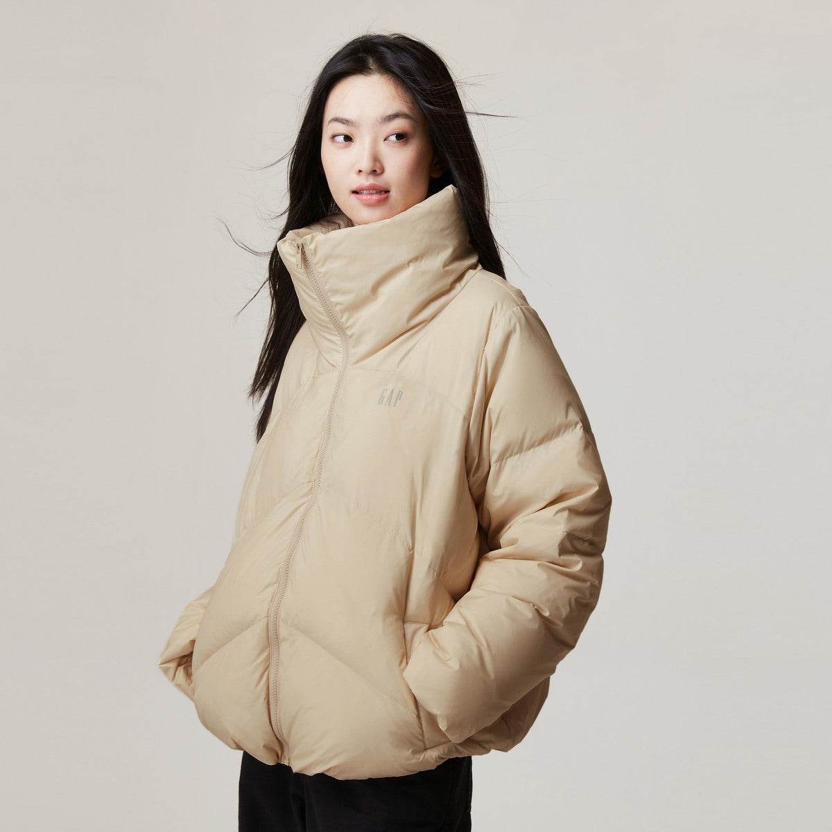 Пуховик женский GAP - Boxette Shop