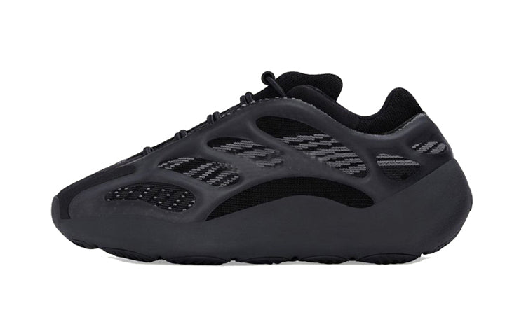 Кроссовки Adidas Originals Yeezy Boost 700 V3 "Black Alvah"