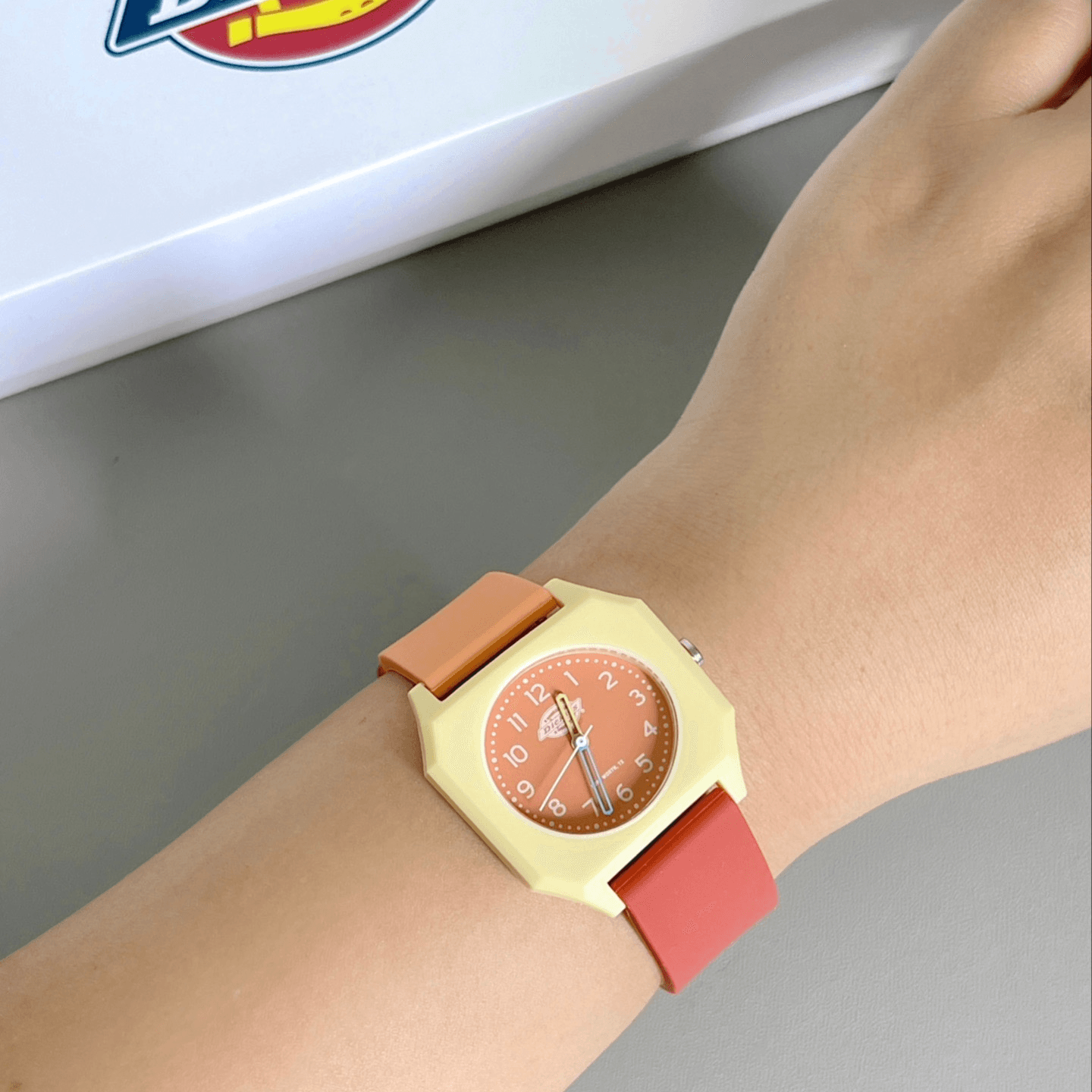 Часы женские Dickies Dopamine Collection - Boxette Shop