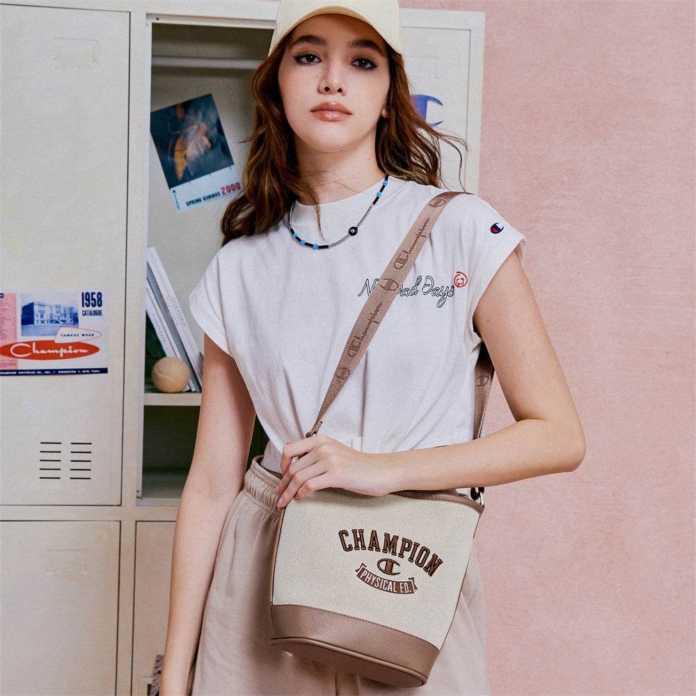 Сумка Champion SS24 Varsity Bucket - Boxette Shop