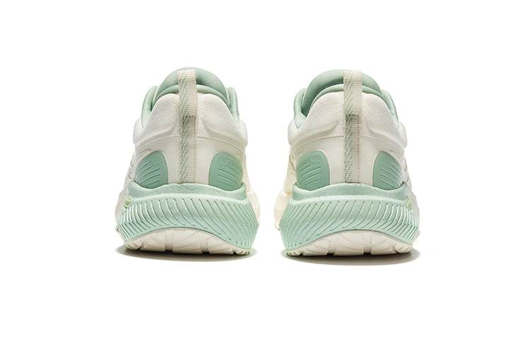 Кроссовки Saucony Surge 2 - Boxette Shop