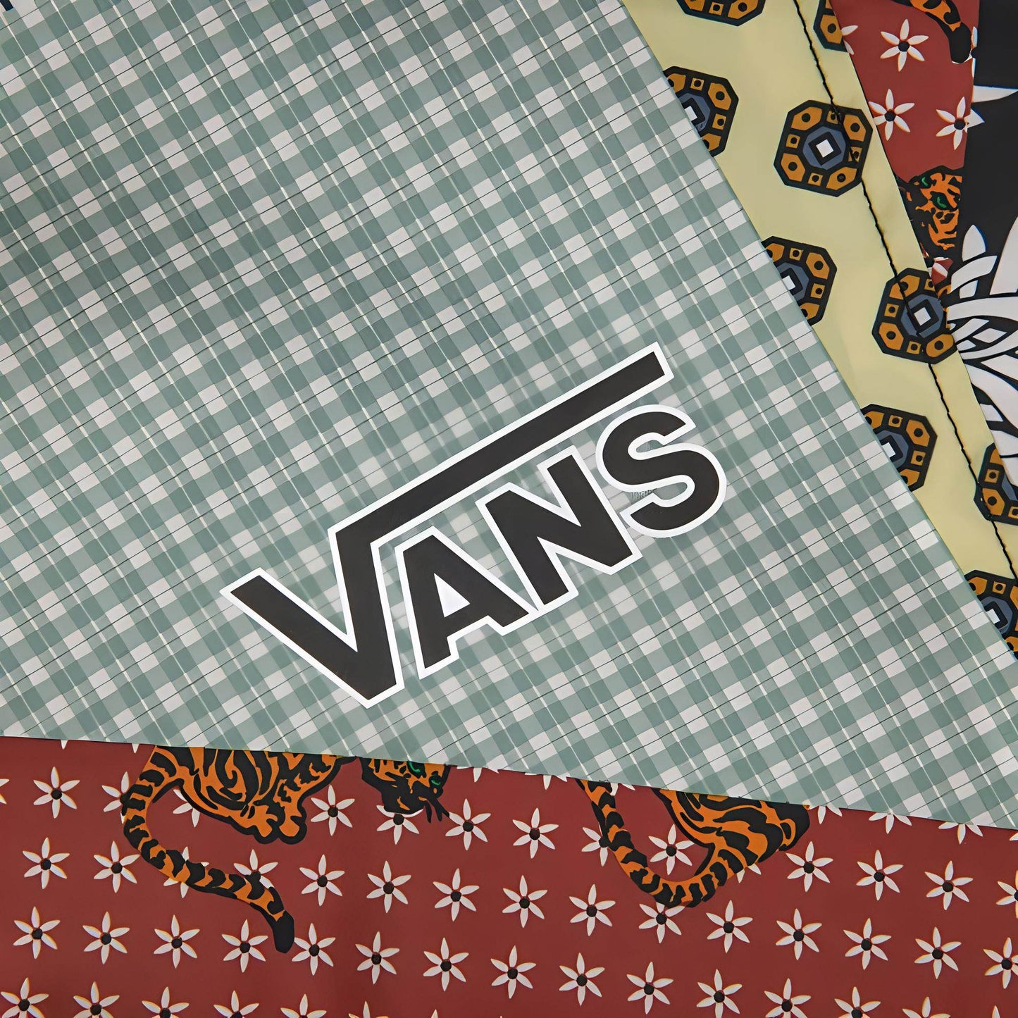 Куртка женская Vans - Boxette Shop