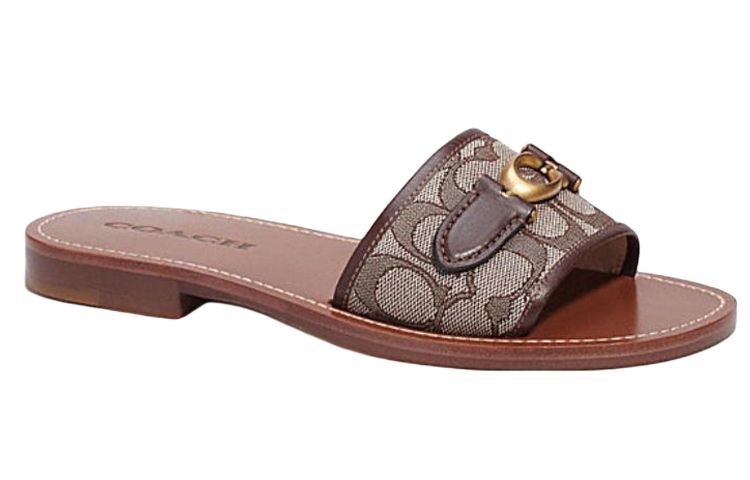 Ayollar murabbiyi flip-floplar