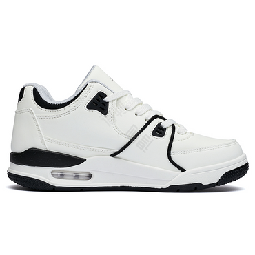 Erkaklar AAA 1955-yildan beri krossovkalar