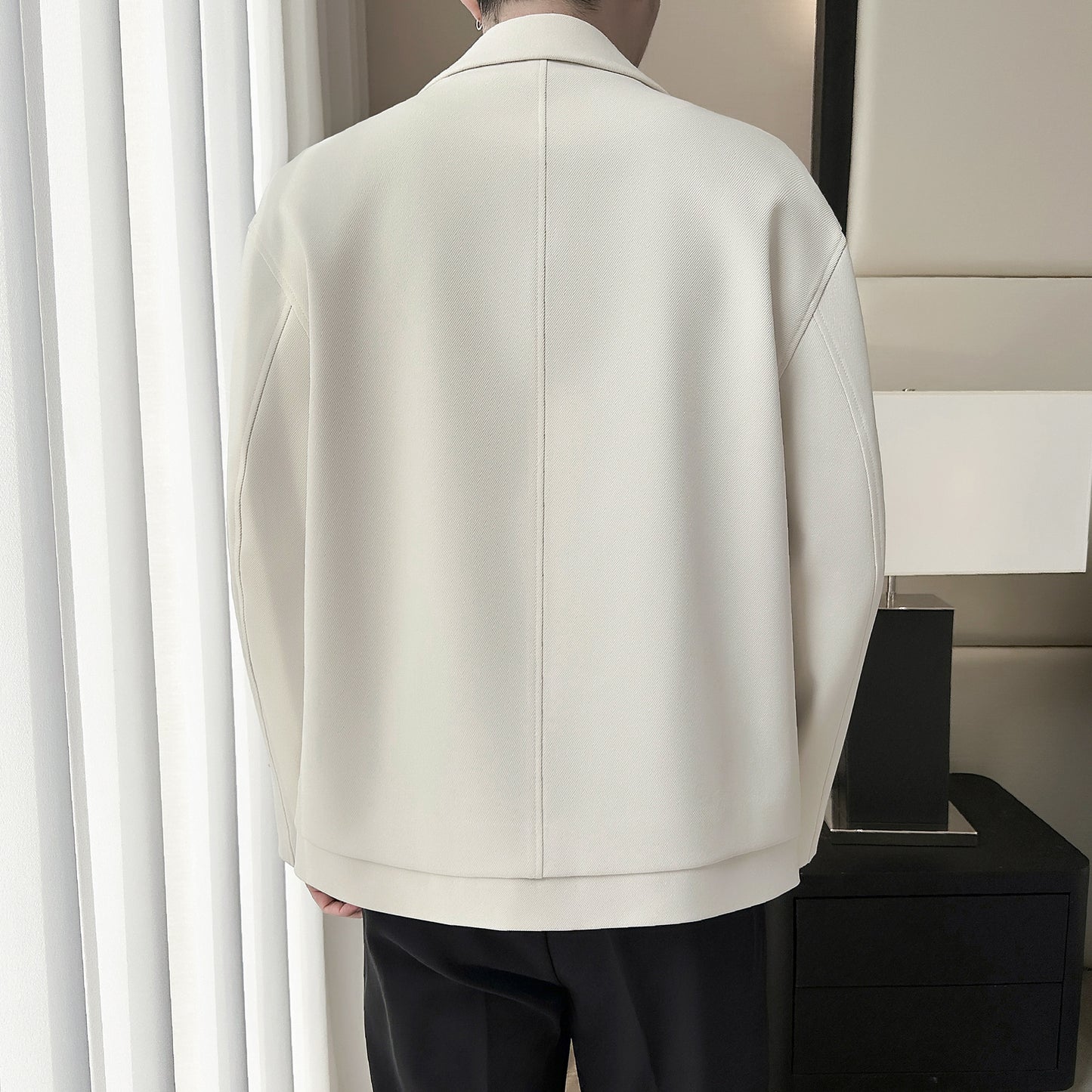 Hvga Koreyaning yuqori darajadagi dizayndagi engil etuk shamol gangsteri chiroyli to'lqinli tasodifiy eng nozik kalta kostyum erkaklar va ayollar bir xil modellar