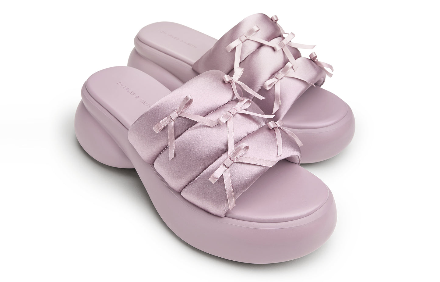 Шлёпанцы женские Charles&Keith ck