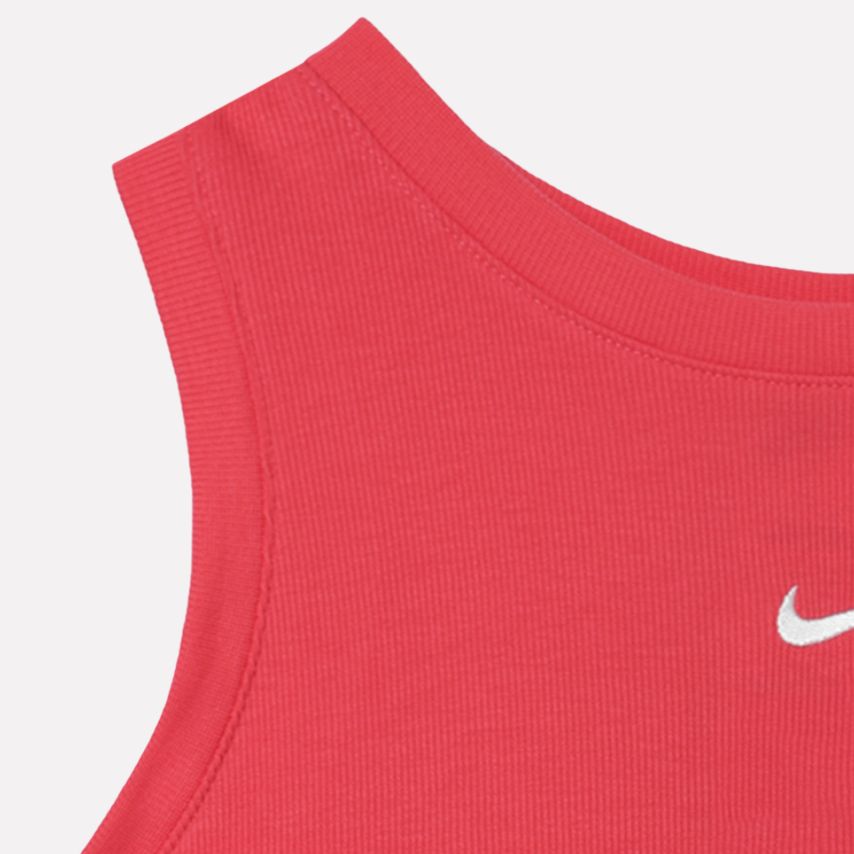 Спортивный топ женский Nike Sportswear Essentials
