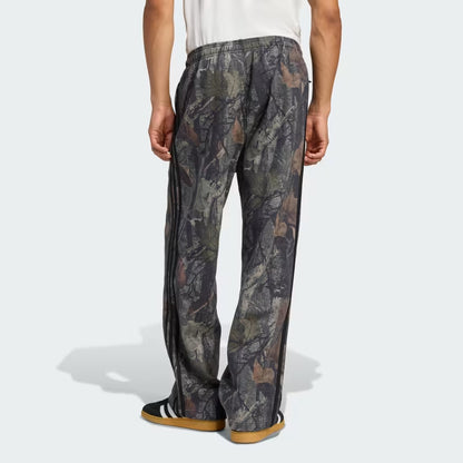 Adidas Originals SS25 Camo erkaklar trek shimlari
