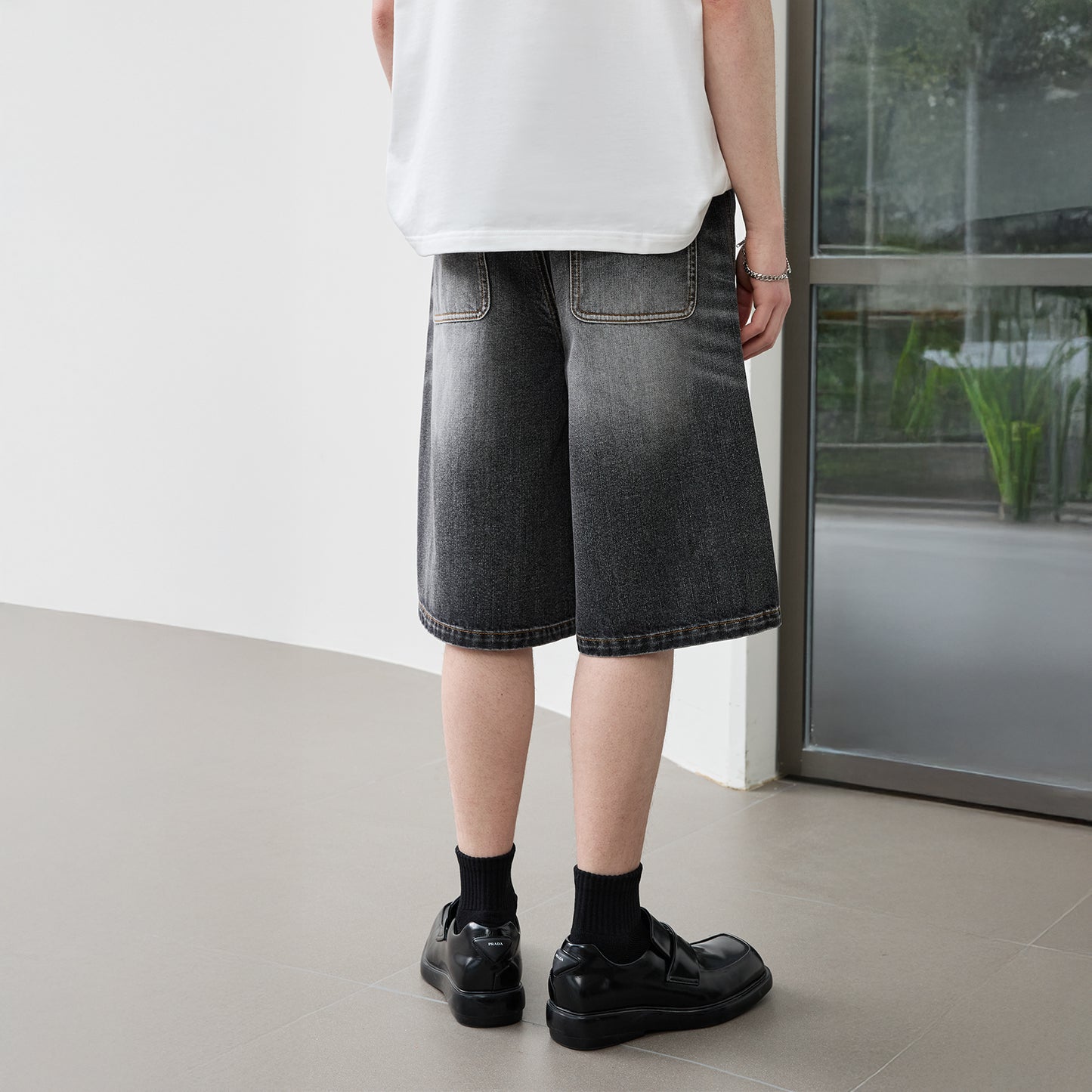 Lilbetter vintage yuvilgan eski dumaloq bo'sh kestirib amerika jinsi teksturasi eskirgan dekonstruksiyasiz split baland ko'cha beshta oddiy erkaklar uchun qora shortilar