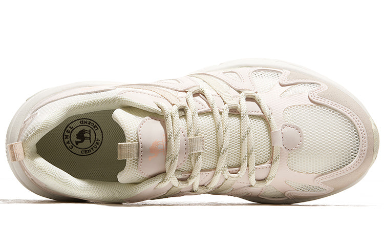 Ayollar uchun tuya krossovkalari