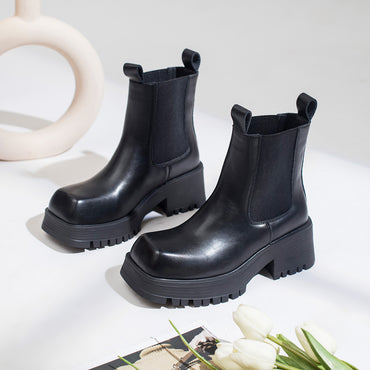 Vanssi ayollar etiklari